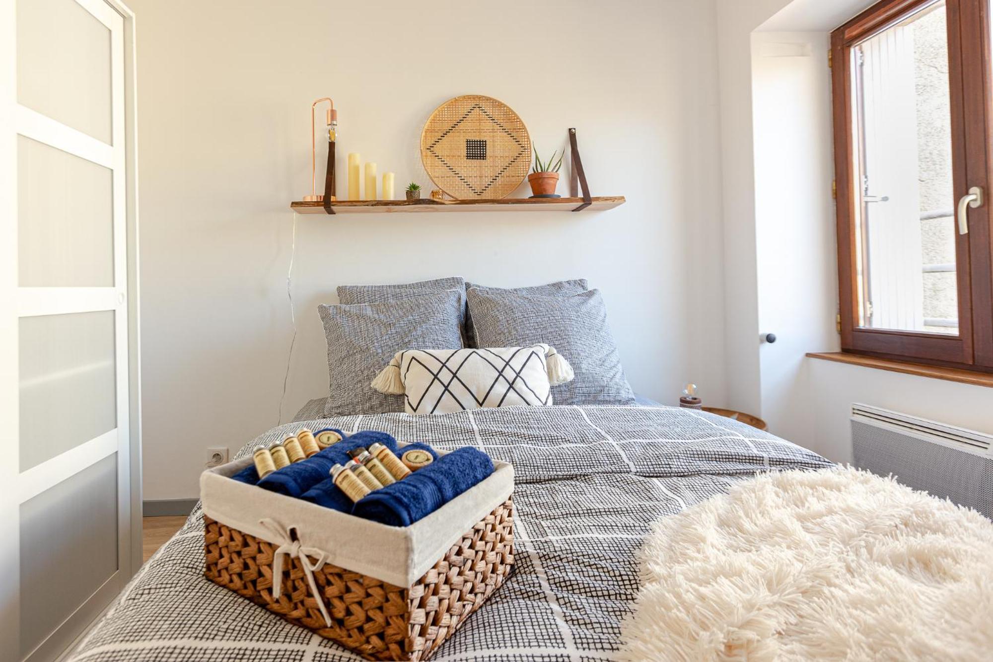 Duplex Lumineux 2 Chambres Centre Zone Pietonne 瓦朗斯 外观 照片